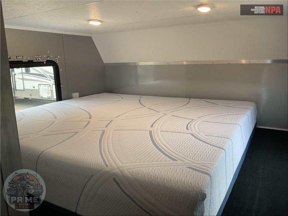 2022 Vintage Trailers P834-PS BATH — фото 16