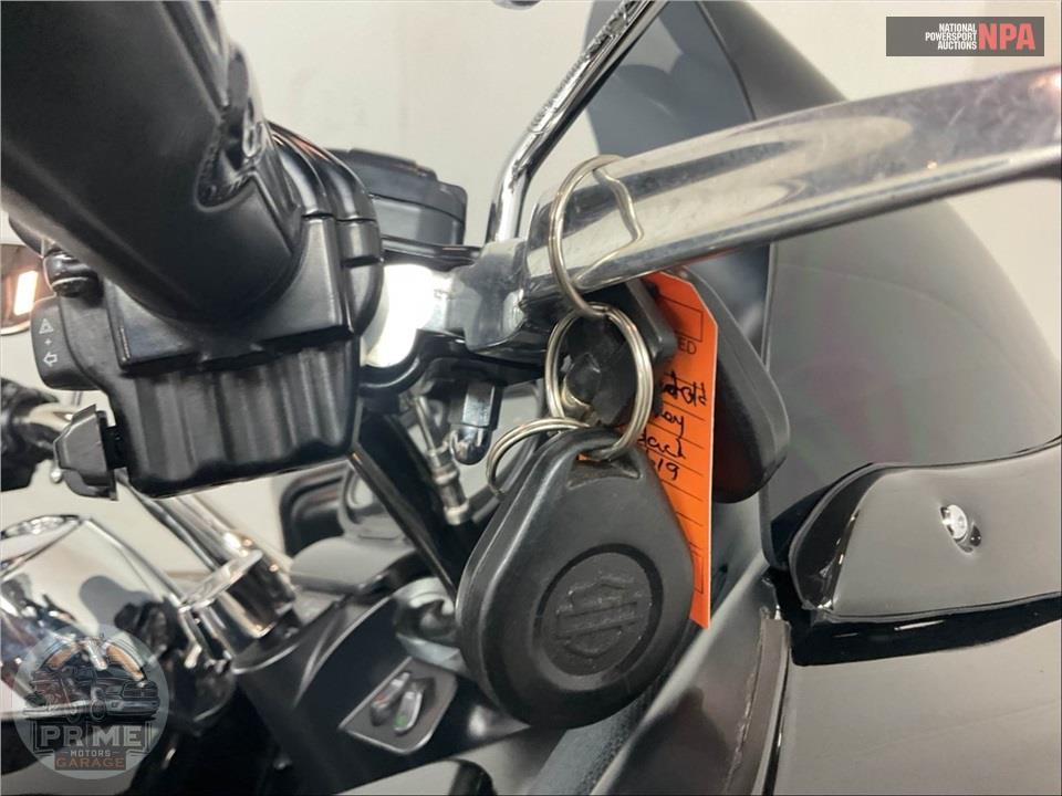 2013 Harley-Davidson FLTRU ROAD GLIDE ULTRA — фото 10