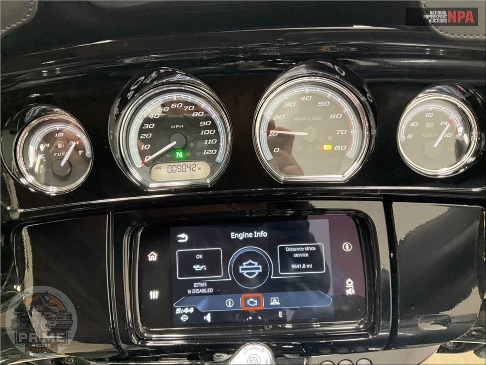 2022 Harley-Davidson FLHTK ULTRA LIMITED — фото 5