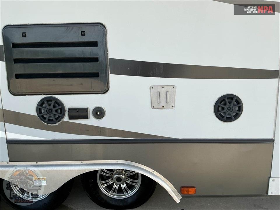 2013 Crossroads Rv M-4012 - ELEVATION TOY HAULER TOY HAULER SERIES — фото 46