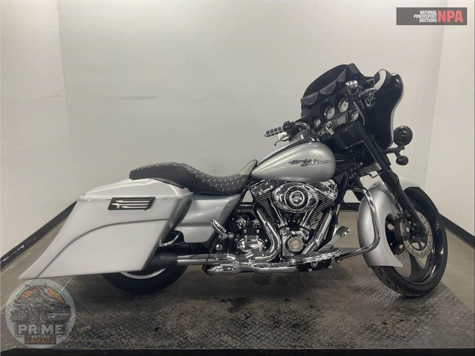 2010 Harley-Davidson FLHX STREET GLIDE — фото 1