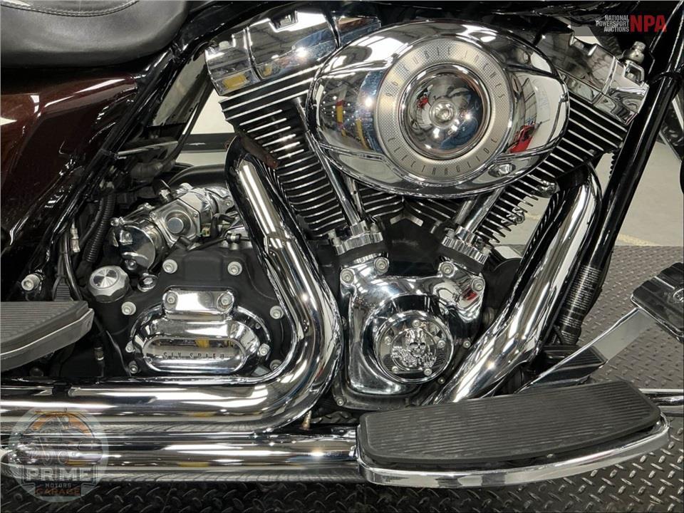 2011 Harley-Davidson FLHTC ELECTRA GLIDE CLSC — фото 6