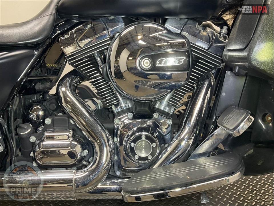 2016 Harley-Davidson FLHX STREET GLIDE — фото 6