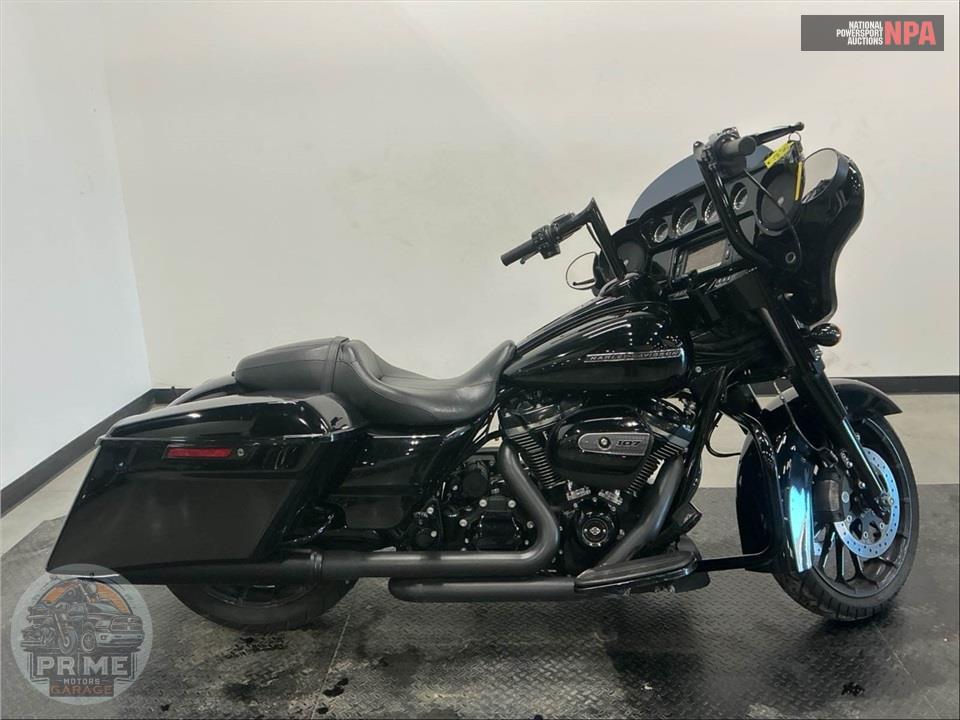 2018 Harley-Davidson FLHXS STREET GLIDE SPECIAL — фото 1