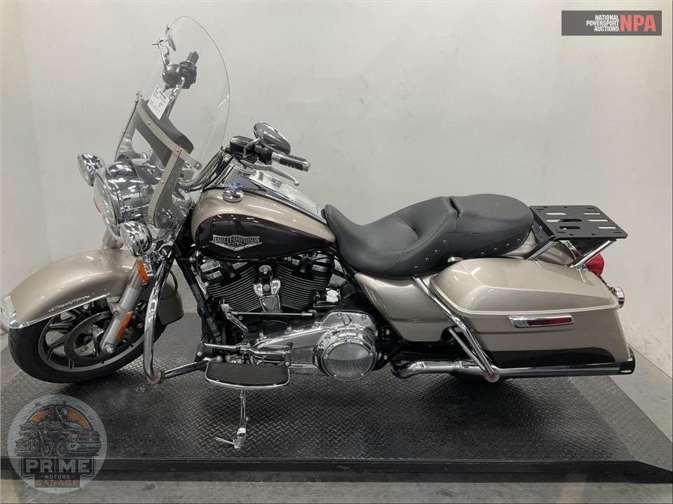 2018 Harley-Davidson FLHR ROAD KING — фото 3