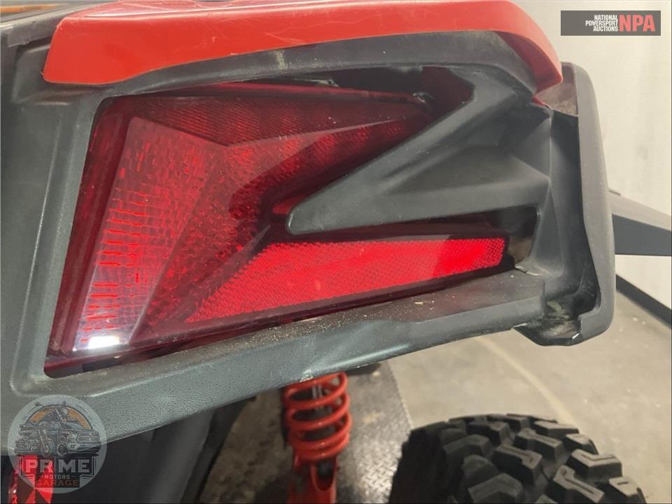 2022 Can-Am MAVERICK X3 DS TURBO — фото 35