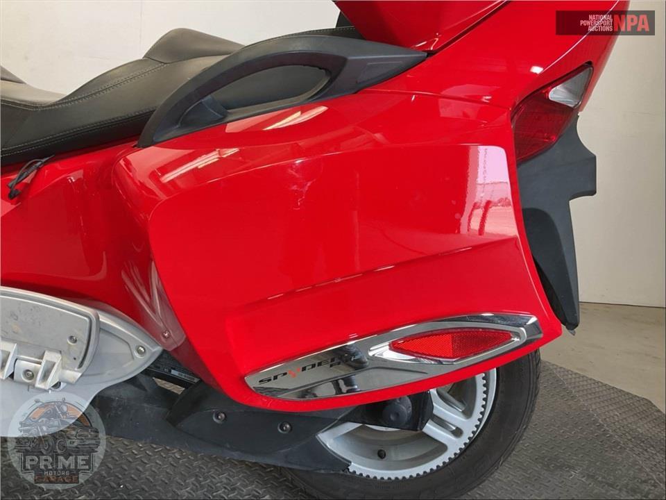 2012 Can-Am SPYDER RT-S SM5 — фото 19