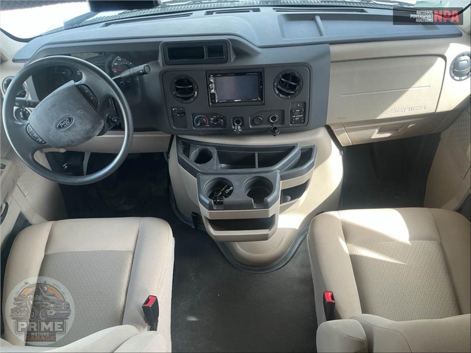 2018 Thor Motor Coach M-23H E350-V10 FREEDOM ELITE SERIES — фото 13