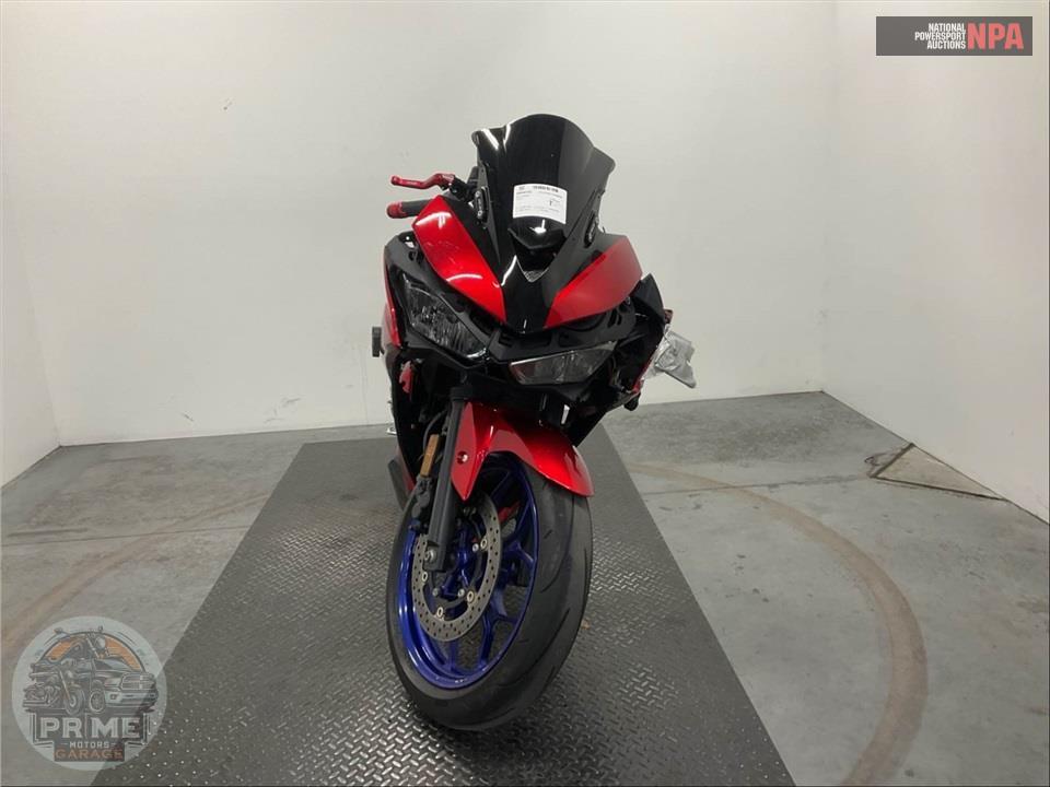2015 Yamaha YZF-R3 — фото 2