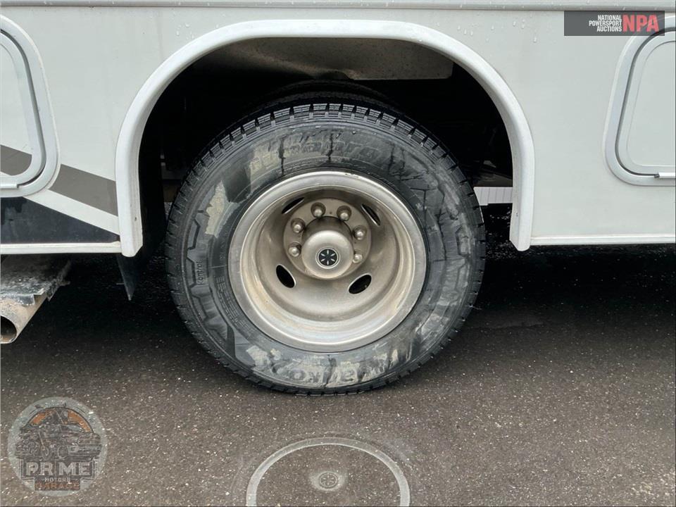 2020 Jayco M-24 B FORD V10 - REDHAWK SERIES — фото 53