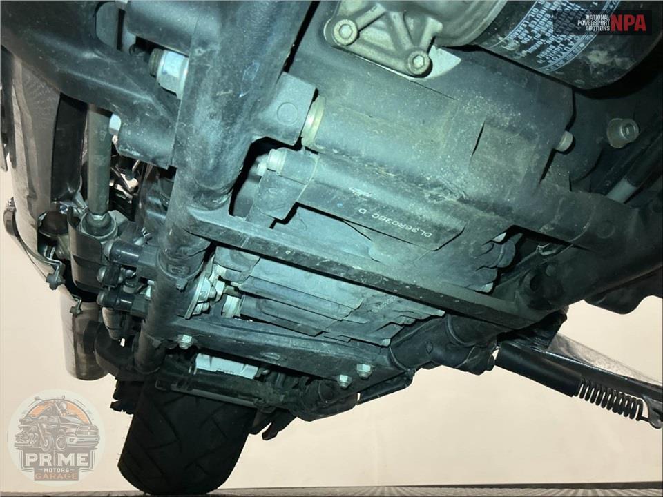 2014 Yamaha XV19CSEL/C RAIDER S — фото 12
