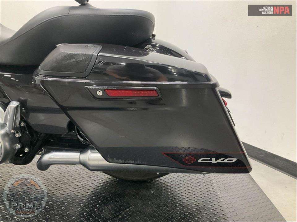 2020 Harley-Davidson FLHXSE CVO STREET GLIDE — фото 25