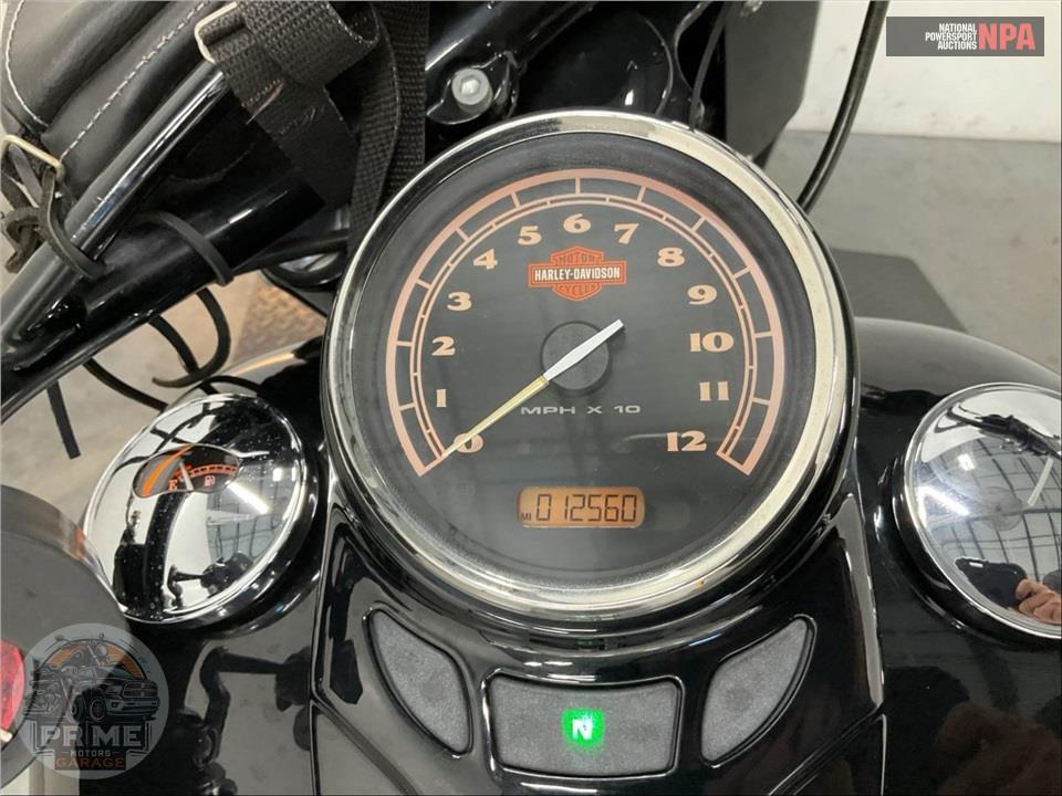 2017 Harley-Davidson FLSS SOFTAIL SLIM S — фото 5