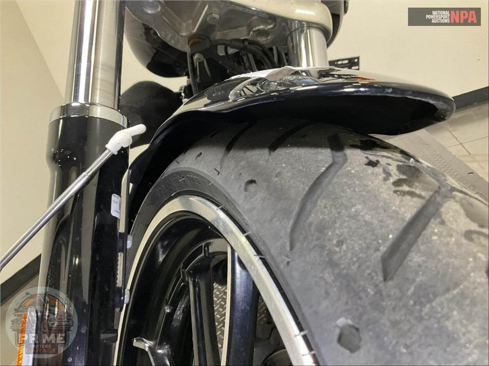 2015 Harley-Davidson FXSB BREAKOUT — фото 16
