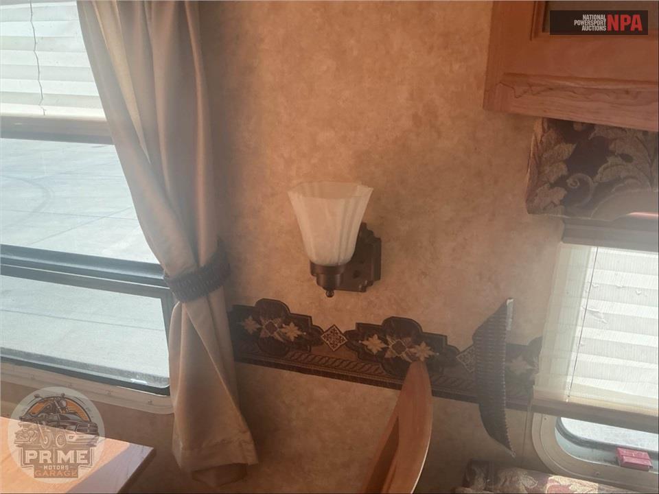 2010 Crossroads Rv M-32 CK - CRUISER FIFTH WHEEL SERIES — фото 17