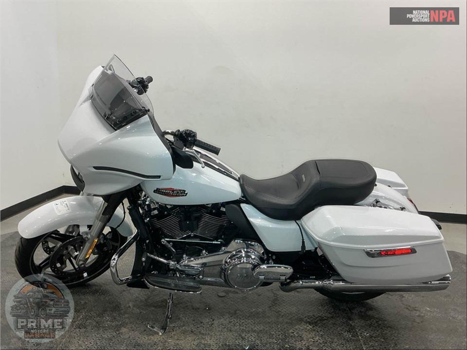 2024 Harley-Davidson FLHX STREET GLIDE — фото 3