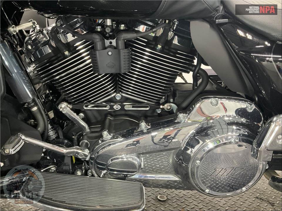 2025 Harley-Davidson FLHXU STEET GLIDE ULTRA — фото 7