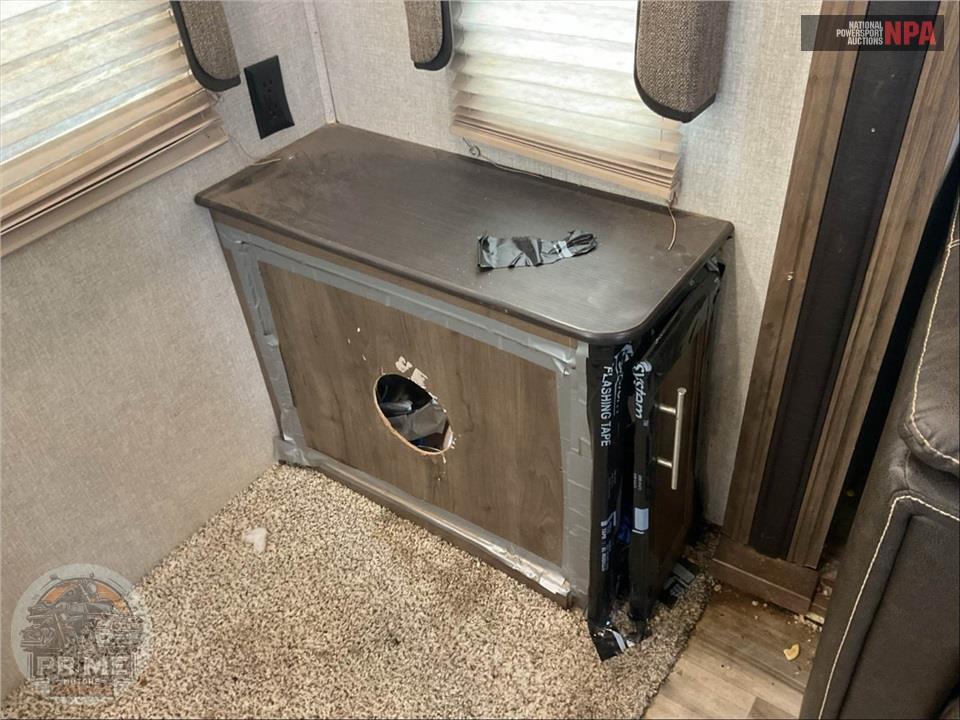 2018 Keystone Rv M-28 SGS - COUGAR FIFTH WHEEL SERIES — фото 24