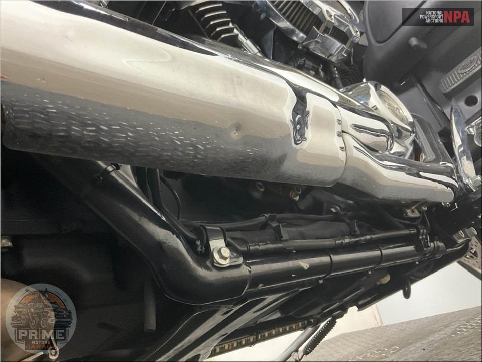 2022 Harley-Davidson FLTRK ROAD GLIDE LIMITED — фото 10