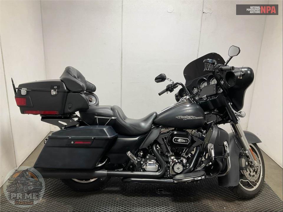 2013 HARLEY-DAVIDSON FLHX STREET GLIDE