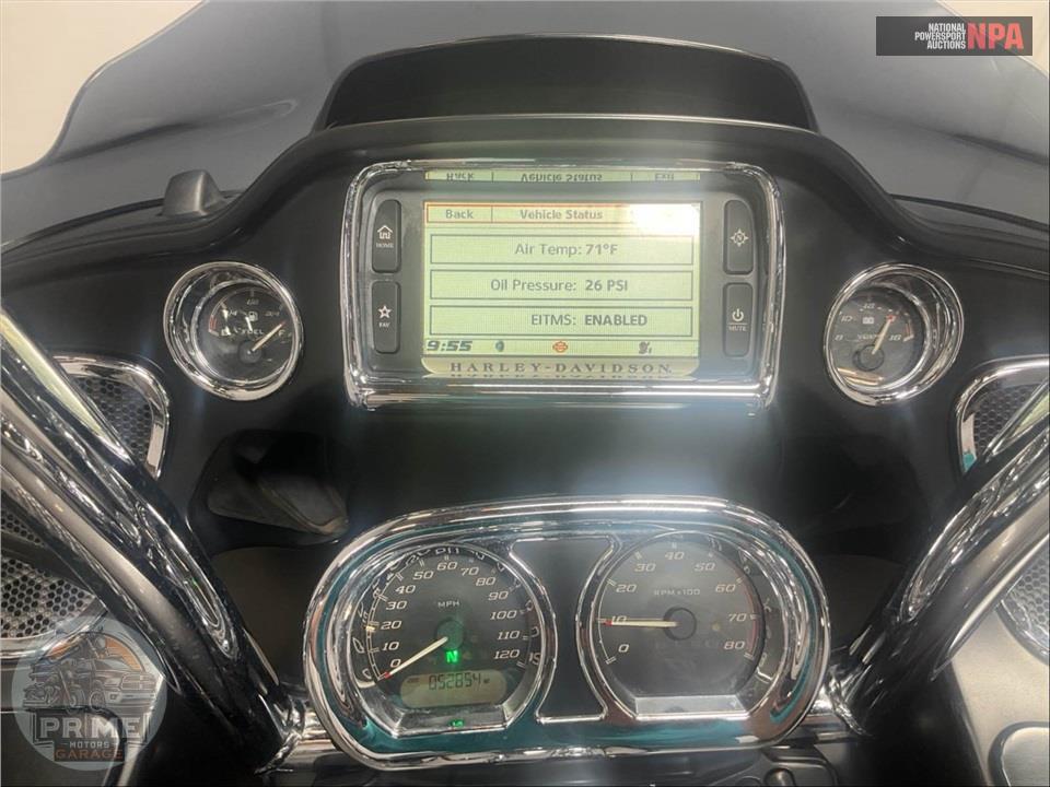 2016 Harley-Davidson FLTRU ROAD GLIDE ULTRA — фото 5