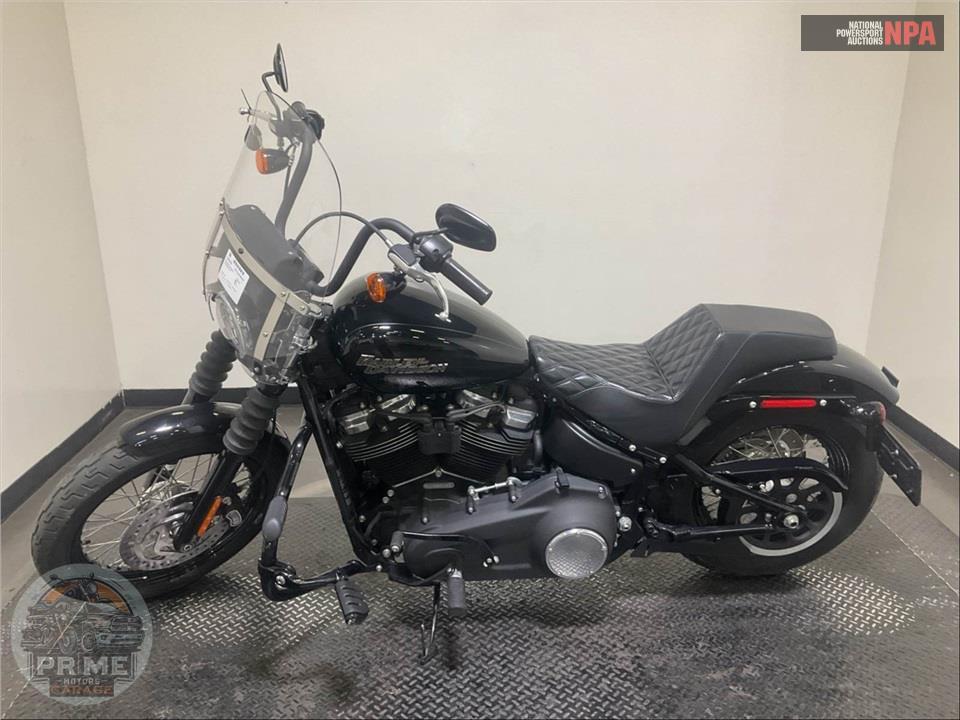 2019 Harley-Davidson FXBB STREET BOB — фото 3