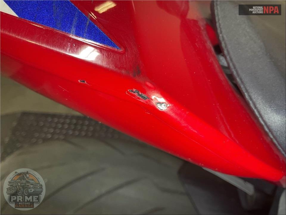 2023 Honda CBR1000RR — фото 18