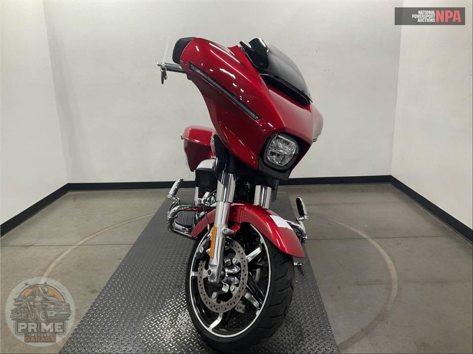 2025 Harley-Davidson FLHX STREET GLIDE — фото 2