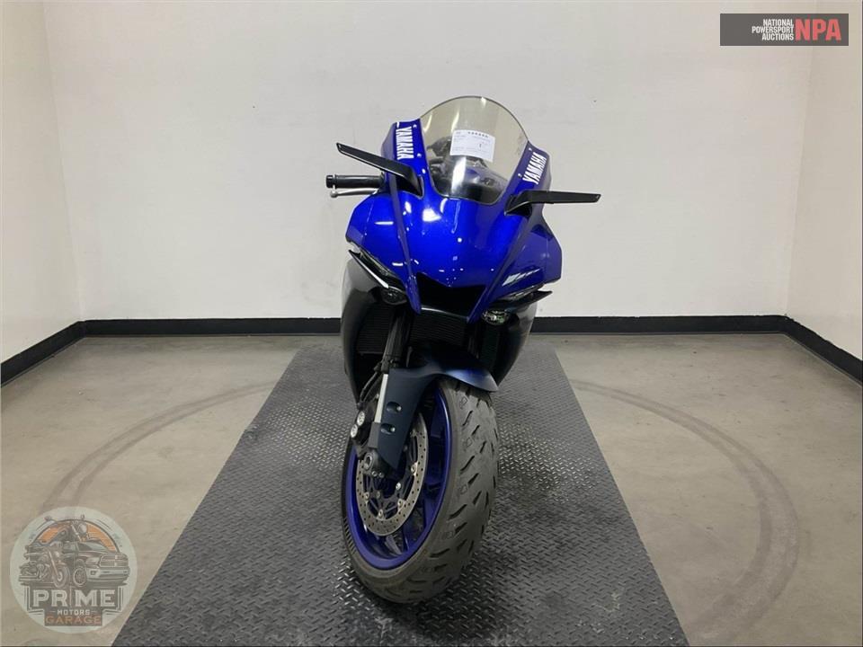 2022 Yamaha YZF-R1 — фото 2