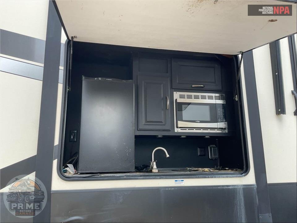 2020 Sierra By Forest River M-379FLOK - FIFTH WHEEL SERIES — фото 39
