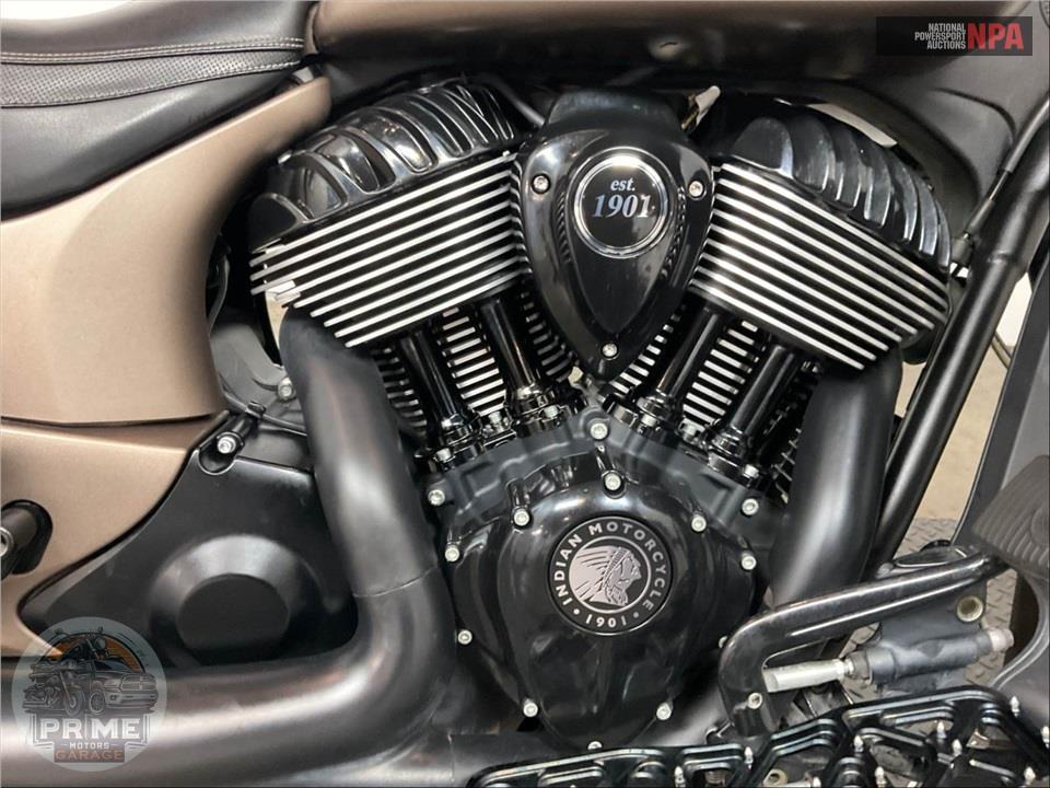 2021 Indian Motorcycle ROADMASTER DARK HORSE — фото 6