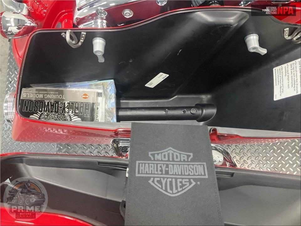 2023 Harley-Davidson FLHX STREET GLIDE — фото 18