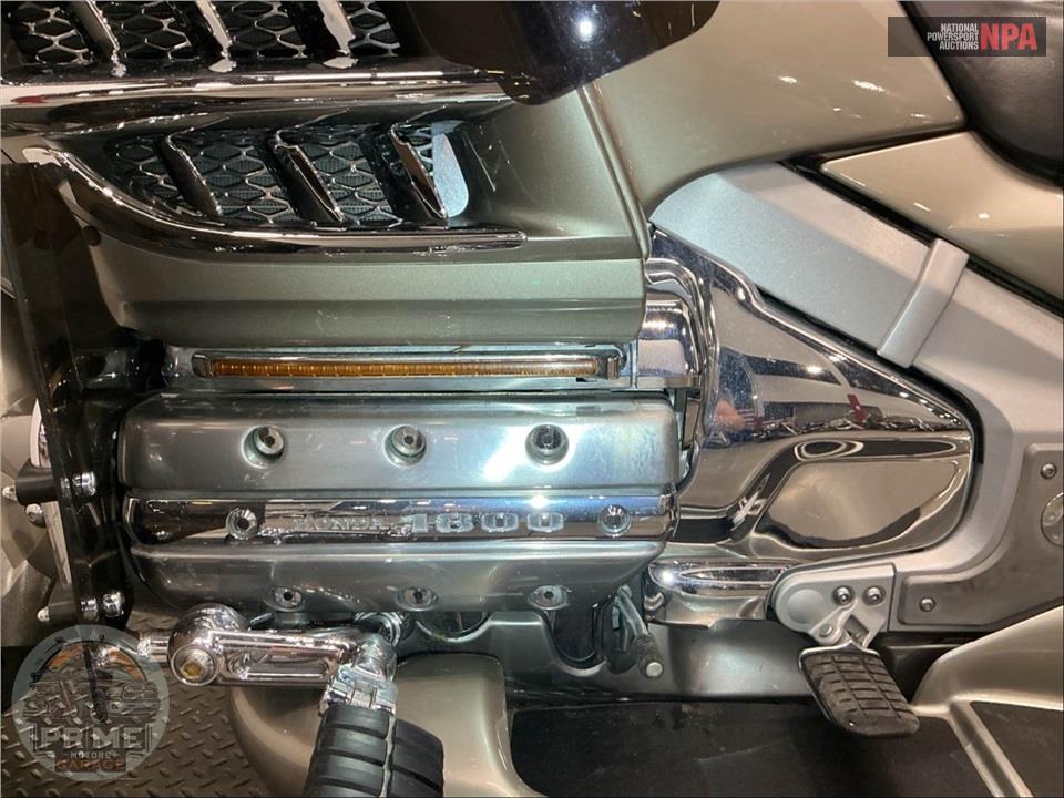 2002 Honda GL18002 GOLDWING — фото 7