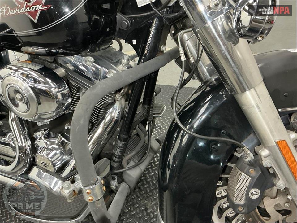 2012 Harley-Davidson FLHR ROAD KING — фото 19