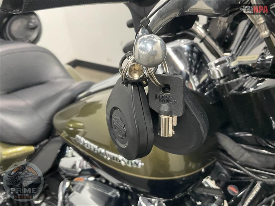 2018 Harley-Davidson FLHTK ULTRA LIMITED — фото 11
