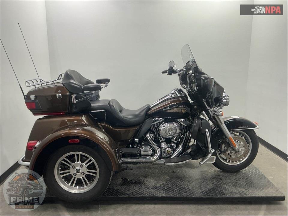 2013 Harley-Davidson FLHTCUTG TGLIDE UL CL ANN — фото 1
