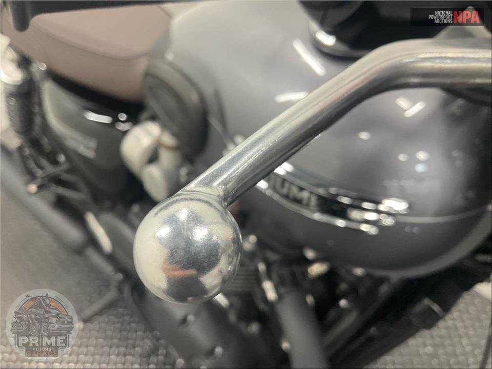2024 Triumph BONNEVILLE T120 BLACK (PHANTOM) — фото 20