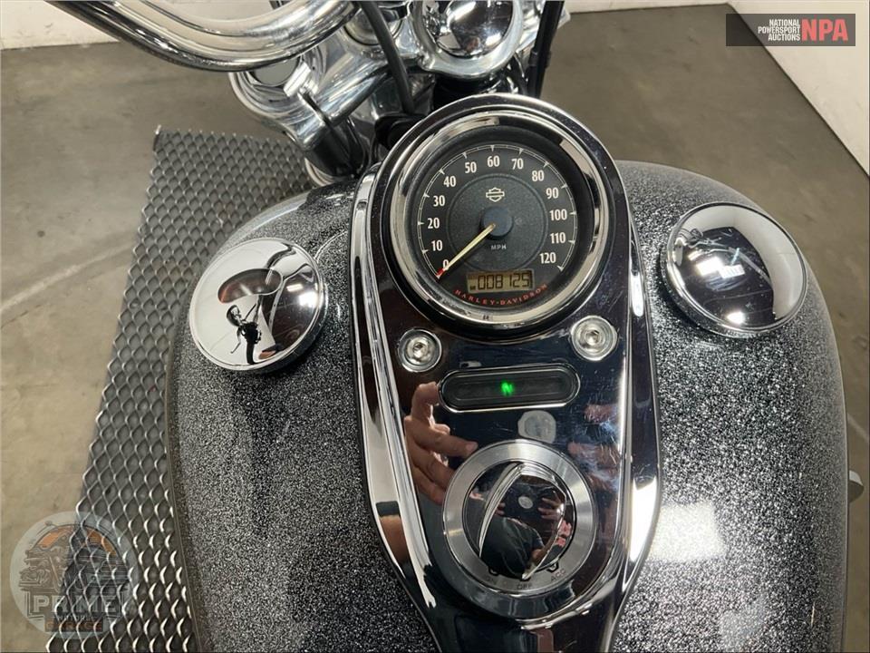 2014 Harley-Davidson FXDBP STREET BOB — фото 5