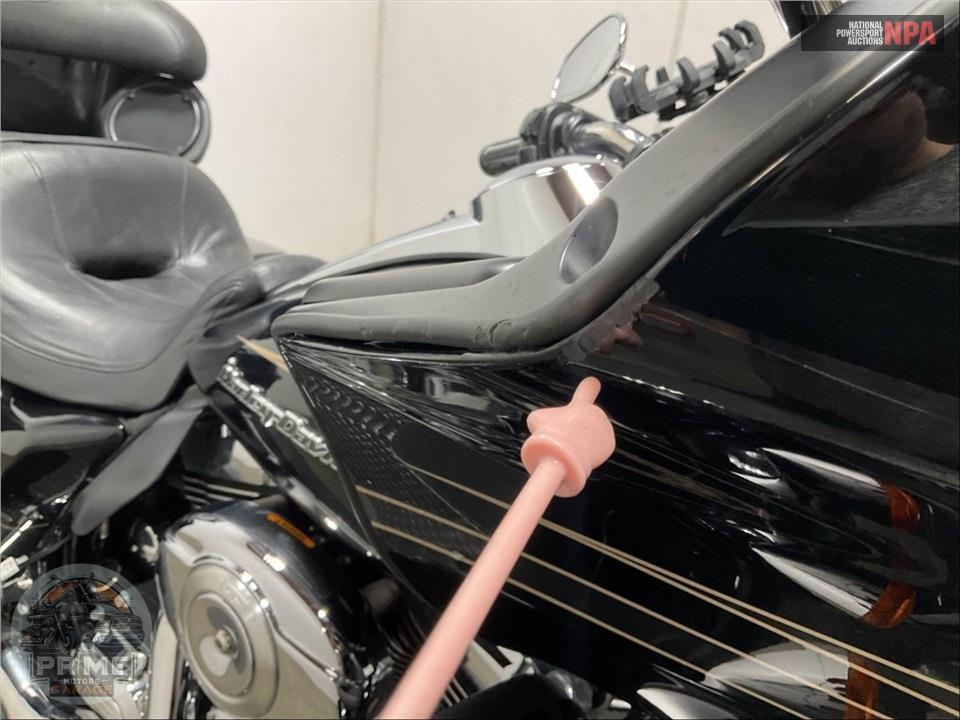 2013 Harley-Davidson FLTRU ROAD GLIDE ULTRA — фото 14