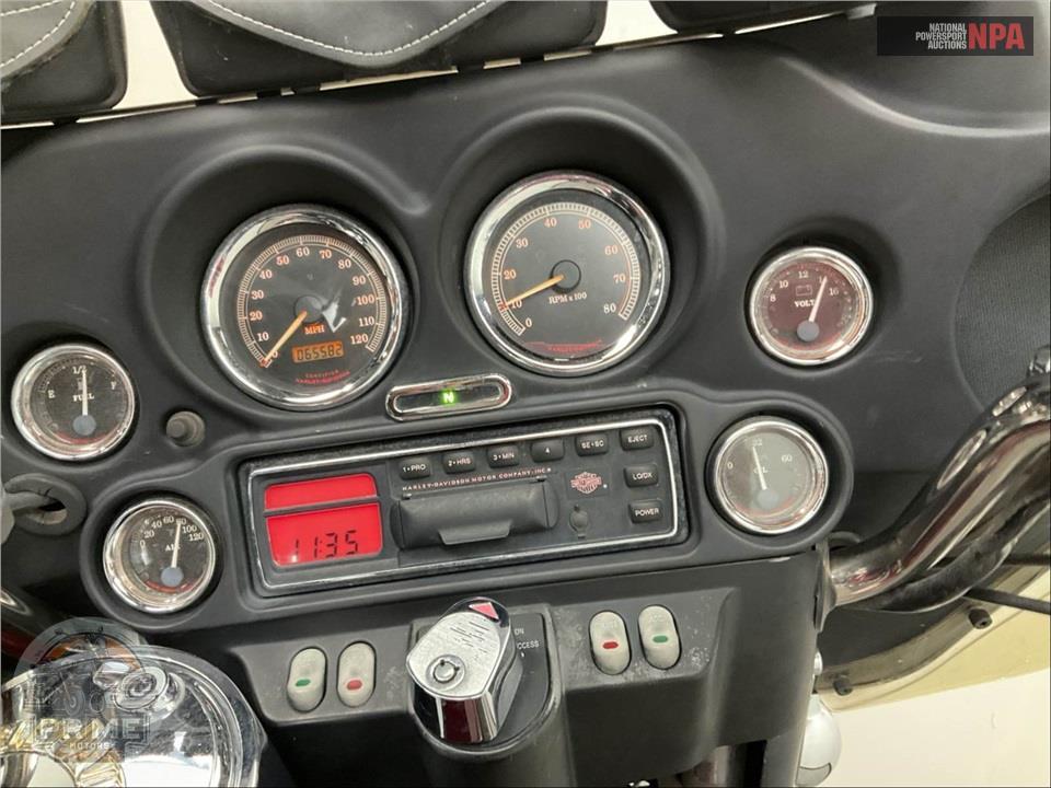 2002 Harley-Davidson FLHTCUI ULTRA CLASSIC ELECTRA GLIDE — фото 5