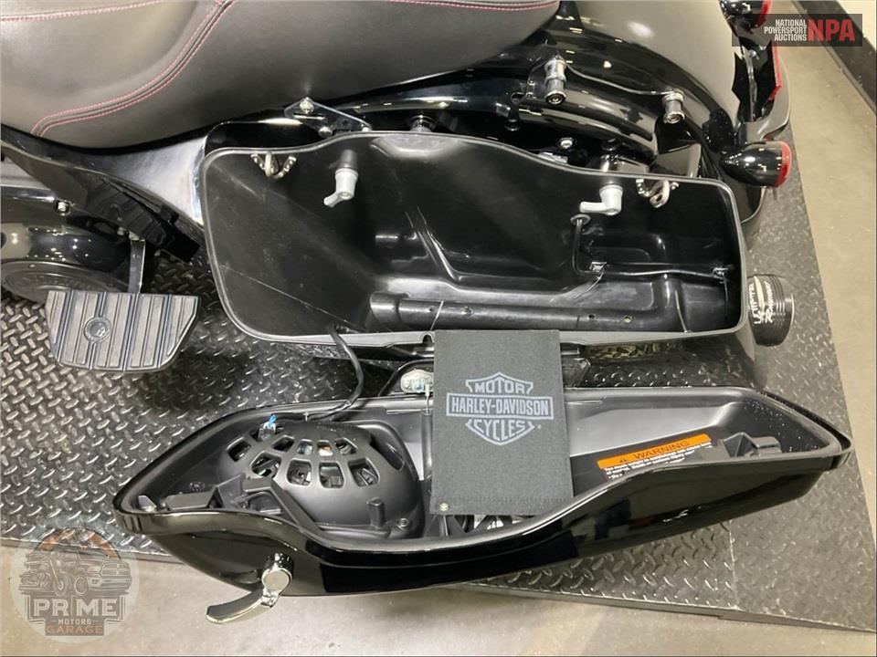 2019 Harley-Davidson FLHXS STREET GLIDE SPECIAL — фото 25