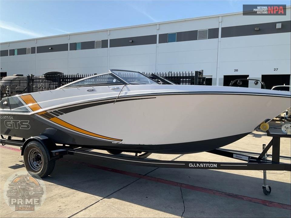 2017 Glastron Boat GTS207/BR(**) GTS SERIES L=22/E=1 200HP BRP JD — фото 1