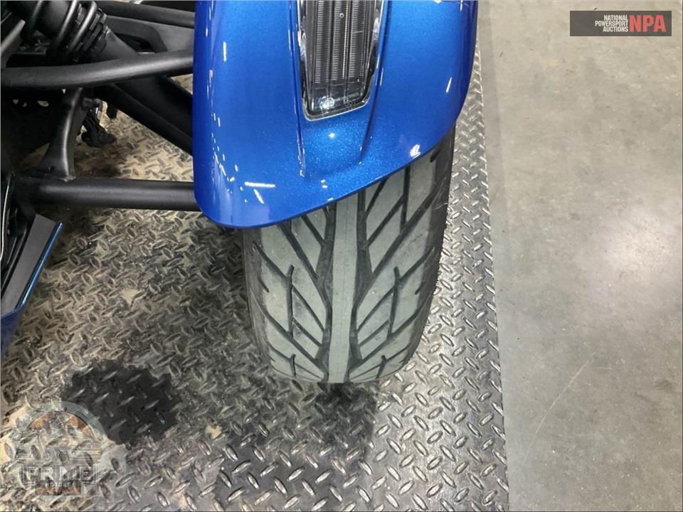 2019 Can-Am SPYDER F3-T SE6 — фото 25