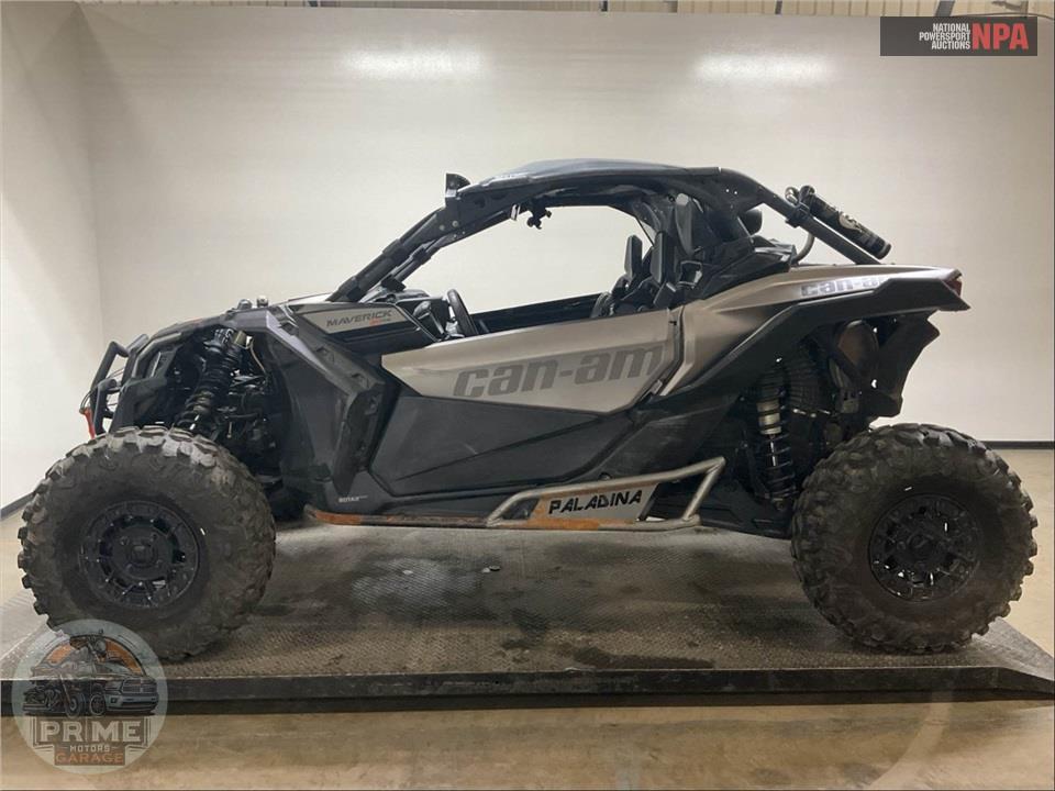 2019 Can-Am MAVERICK X3 X RS TURBO R — фото 3
