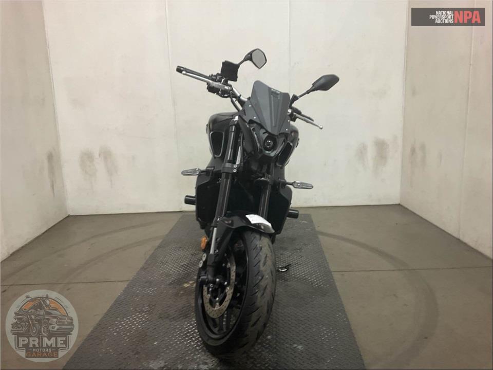 2022 Yamaha MT-09 — фото 2