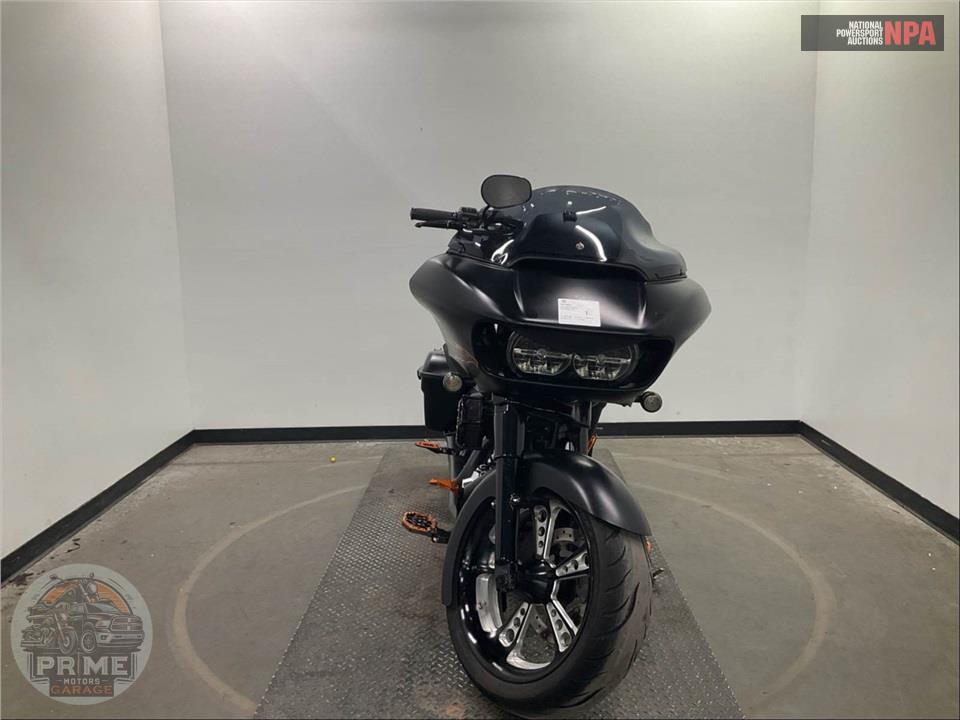 2015 Harley-Davidson FLTRX ROAD GLIDE — фото 2