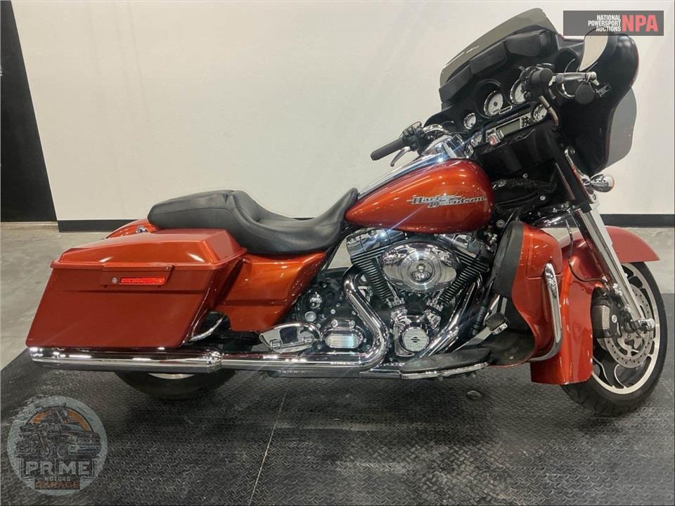 2011 Harley-Davidson FLHX-103 STREET GLIDE — фото 1