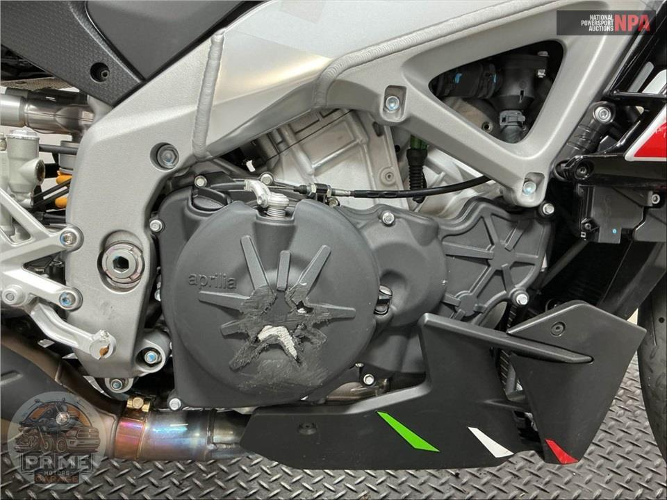 2024 Aprilia TUONO V4 FACTORY 1100 — фото 6