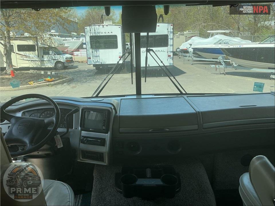 2004 Fleetwood Rv M-36E - SOUTHWIND — фото 17