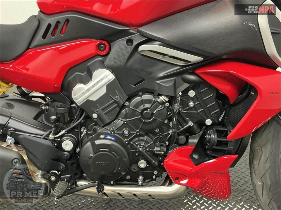 2023 Ducati DIAVEL V4 — фото 6